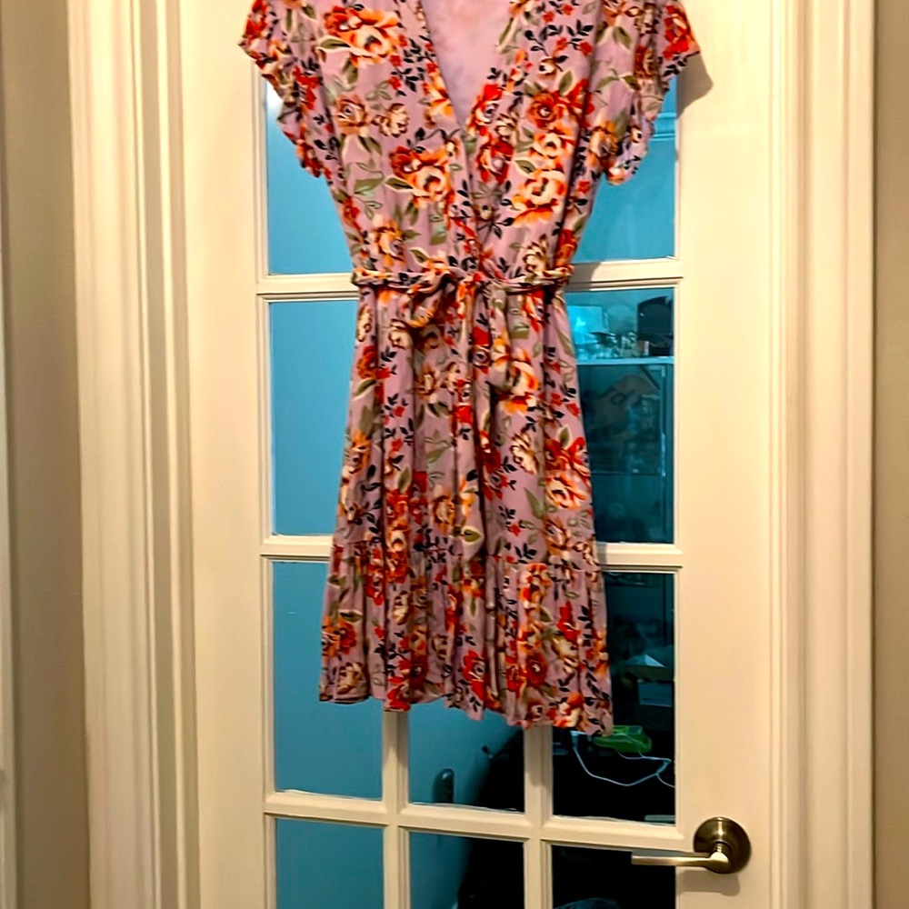 Takara🌺Floral V-Neck Midi Dress - Multicolor SzM~ Like New☀️🎉